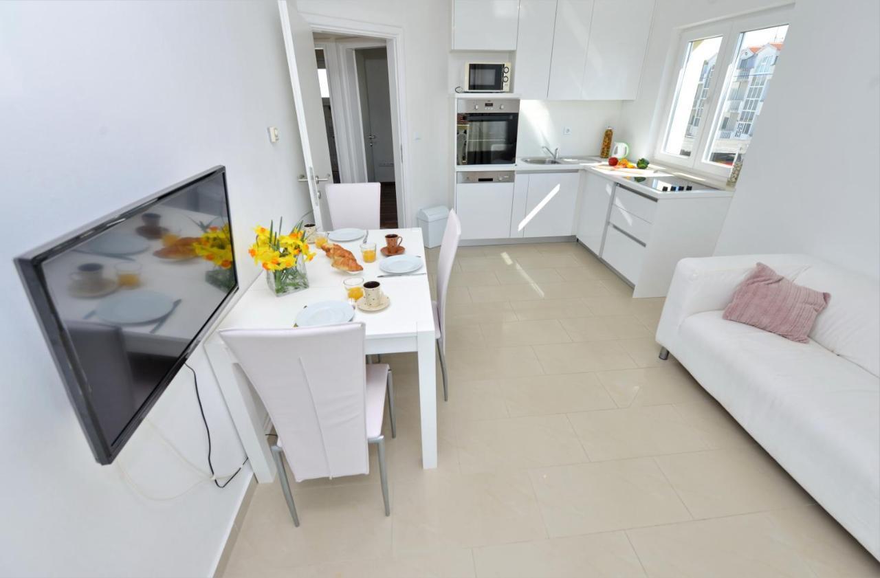 Apartments Verita Pakostane Bagian luar foto